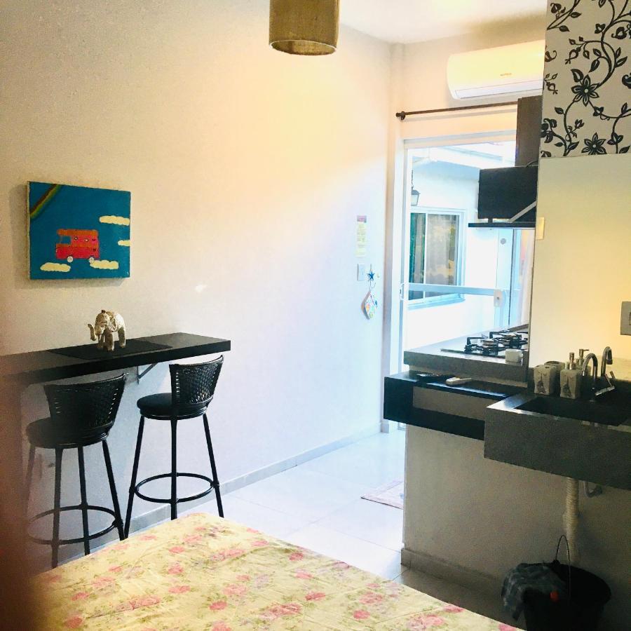 Quarto em Acomodações Particulares Residencial Flores *