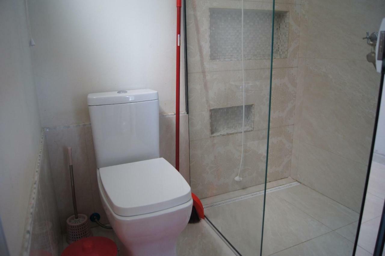 Quarto em Acomodações Particulares Residencial Flores Pinheira